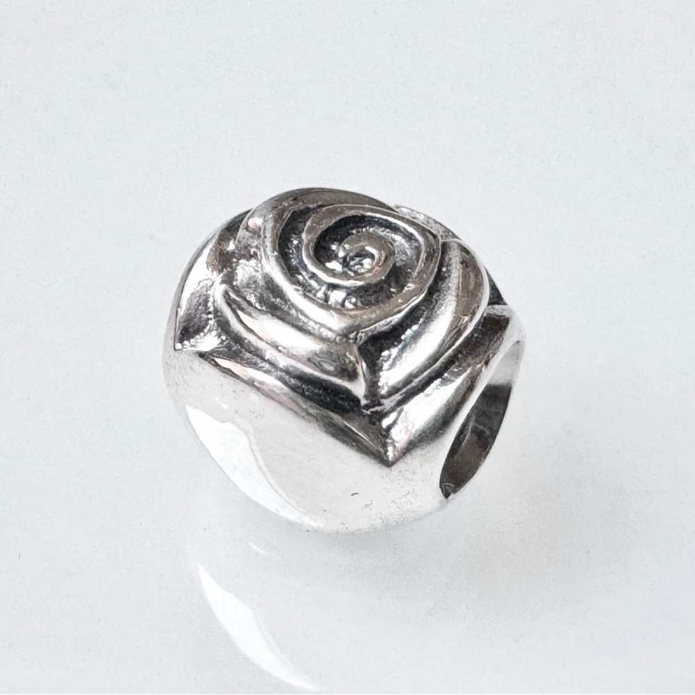 Elegant Pandora Silver Rose Charm